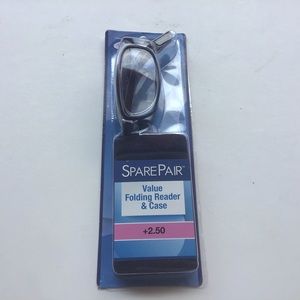 Women’s Spare Pair Folding Reader & Case